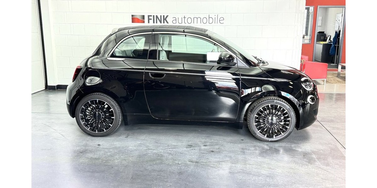 Fiat 500e La Prima by Bocelli 1.Hand Cabrio 42 kWh 28.200 km 24.490 &euro; Lich 35423