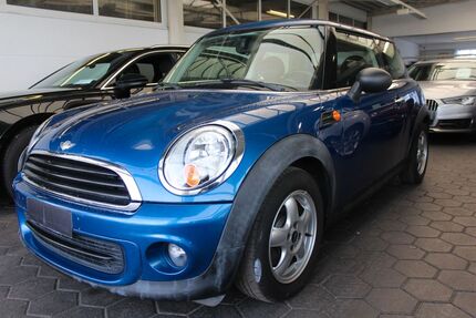 Mini ONE 124.337 km 5.499 &euro; Münzenberg Gambach 35516