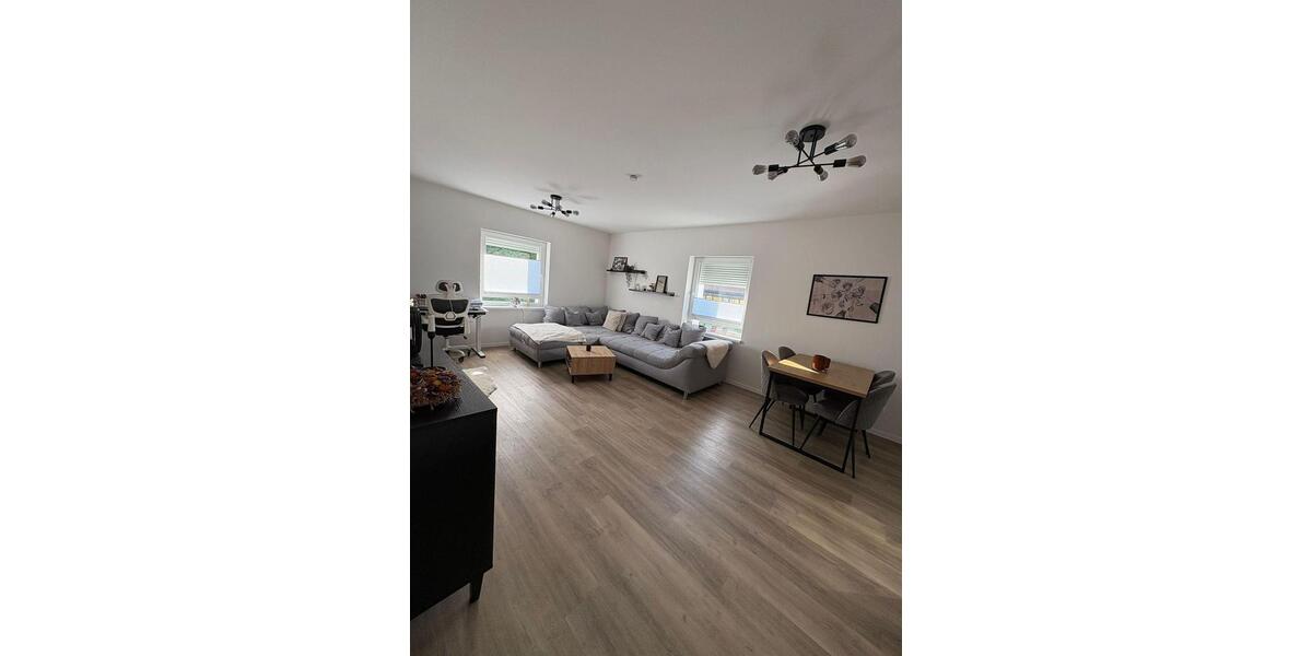 Etagenwohnung Grünberg - 2 Zimmer, 83 m&sup2;, 800&euro; | Angebot:25755736