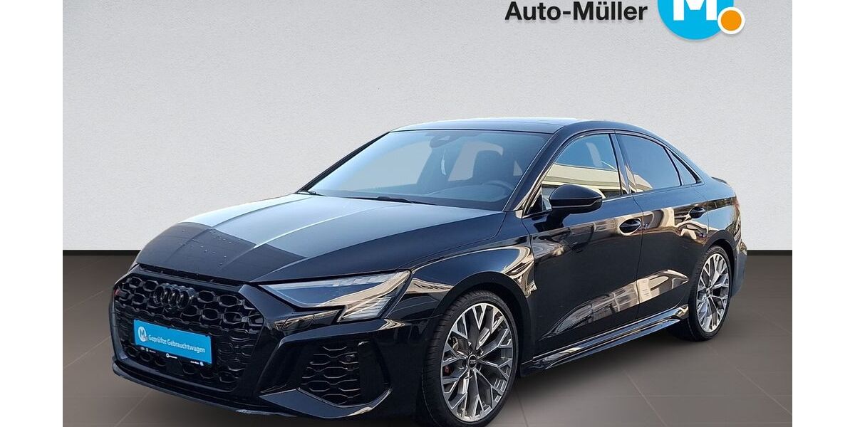Audi RS3 40.641 km 54.980 &euro; Hüttenberg-Rechtenbach 35625