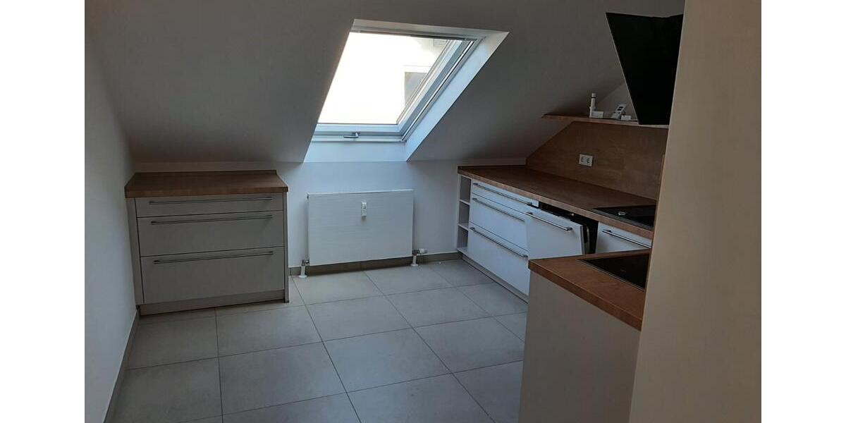 Dachgeschoßwohnung Gießen Allendorf - 2 Zimmer, 76 m&sup2;, 850&euro; | Angebot:25415153