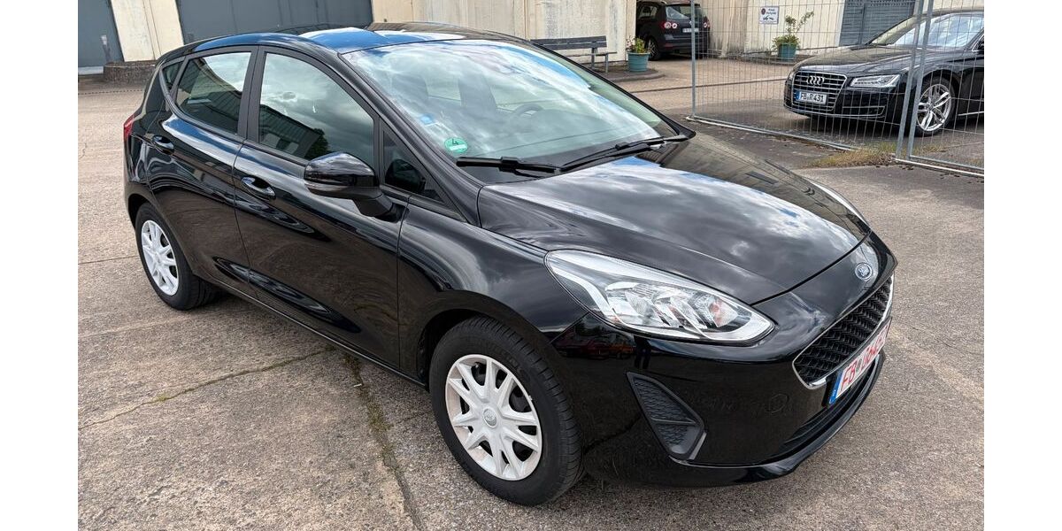Ford Fiesta 74.000 km 7.999 &euro; Butzbach 35510