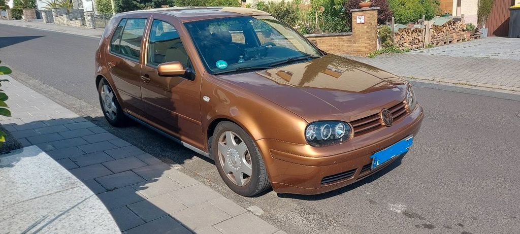 VW Golf 323.540 km 3.500 &euro; Friedberg (Hessen) 61169