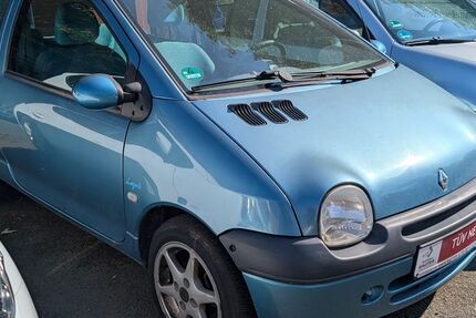 Renault Twingo 154.000 km 1.950 &euro; Wetzlar 35578