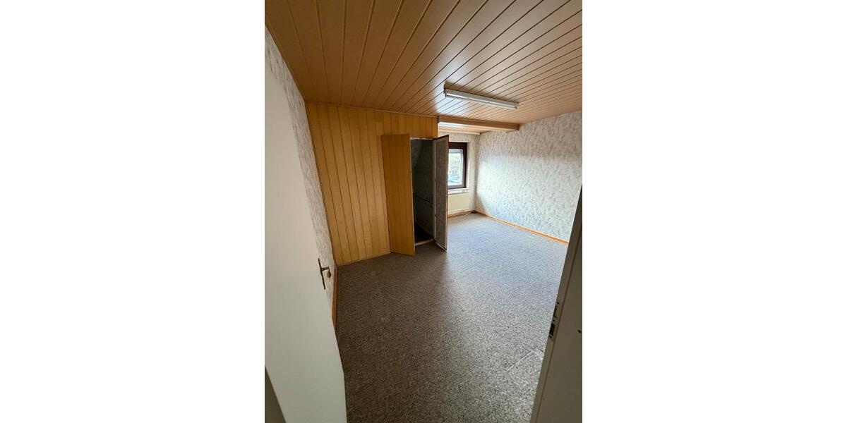 Reihenhaus Wetzlar Altenberger Straße - 9 Zimmer, 188 m&sup2;, 355.000&euro; | Angebot:25960353