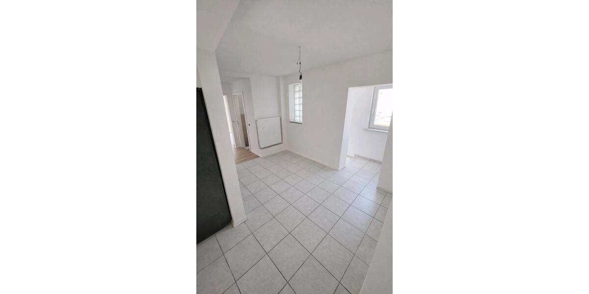 Einfamilienhaus Allendorf (Lumda) - 5.5 Zimmer, 150 m&sup2;, 1.300&euro; | Angebot:26459246