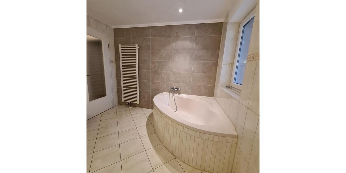 Terrassenwohnung Bad Nauheim - 4.5 Zimmer, 182 m&sup2;, 959.000&euro; | Angebot:24845711