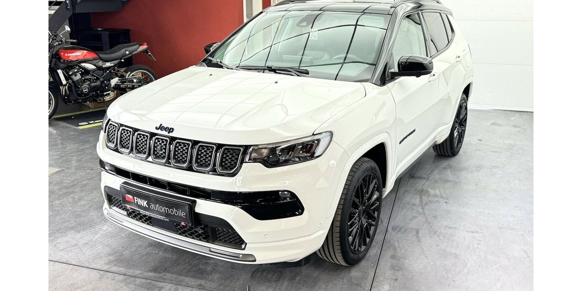 Jeep Compass S Plug-IN Hybrid 4WD 1.Hand Panoramadach 36.500 km 26.790 &euro; Lich 35423