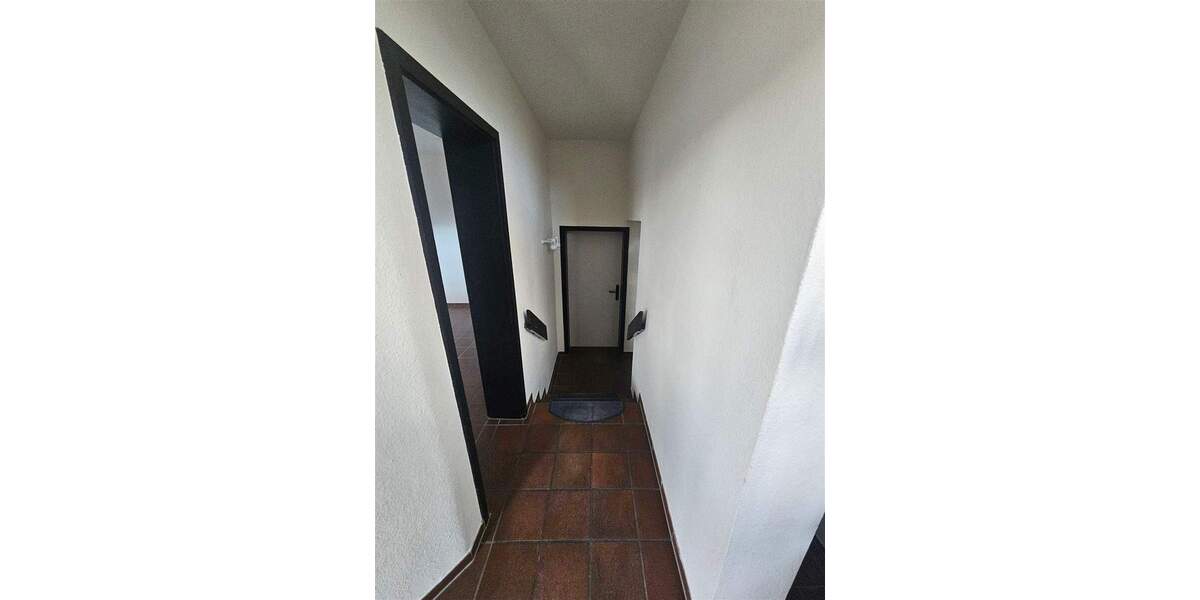 Mehrfamilienhaus, Wohnhaus Marburg Wehrda - 7 Zimmer, 237 m&sup2;, 599.000&euro; | Angebot:25798541