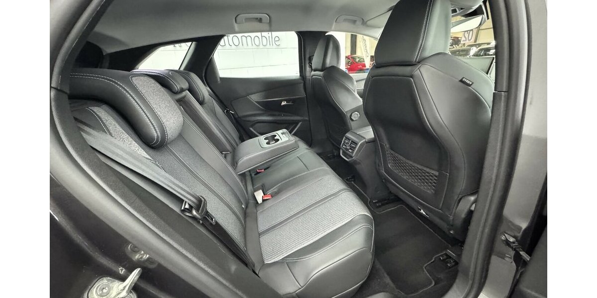 Peugeot 3008 1.6 225 Allure 1.Hand Pack Plug-In Hybrid 51.950 km 21.240 &euro; Lich 35423