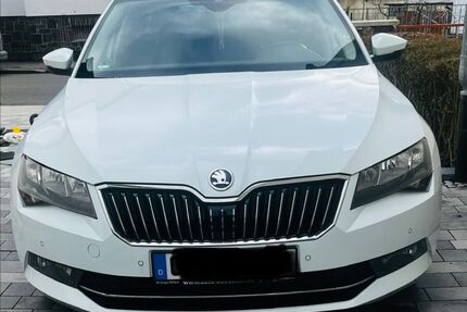 Skoda Superb 125.000 km 14.100 &euro; Gießen 35396