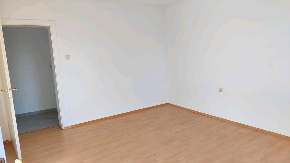 Etagenwohnung Staufenberg - 2 Zimmer, 60 m&sup2;, 770&euro; | Angebot:26661975