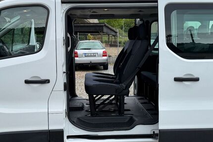 Opel Vivaro 194.332 km 11.750 &euro; Herborn 35745
