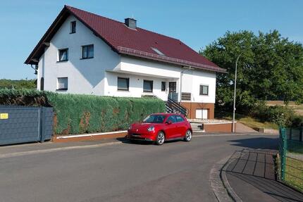 Haus Laubach - 13 Zimmer, 377 m&sup2;, 575.000&euro; | Angebot:24818531