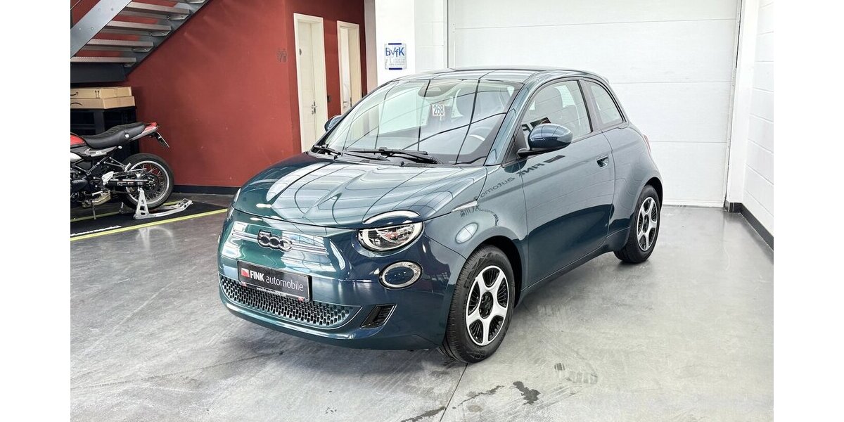 Fiat 500e Action 1.Hand Carplay 9.751 km 14.920 &euro; Lich 35423