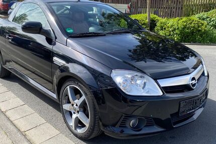 Opel Tigra 126.500 km 3.300 &euro; Butzbach 35510
