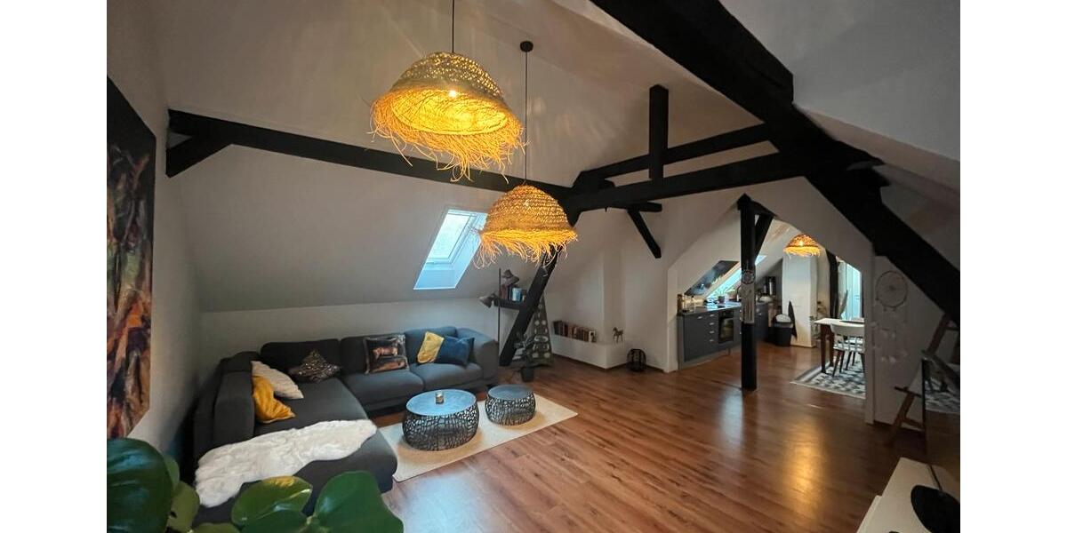 Dachgeschoßwohnung Gladenbach - 2 Zimmer, 95 m&sup2;, 950&euro; | Angebot:26014102