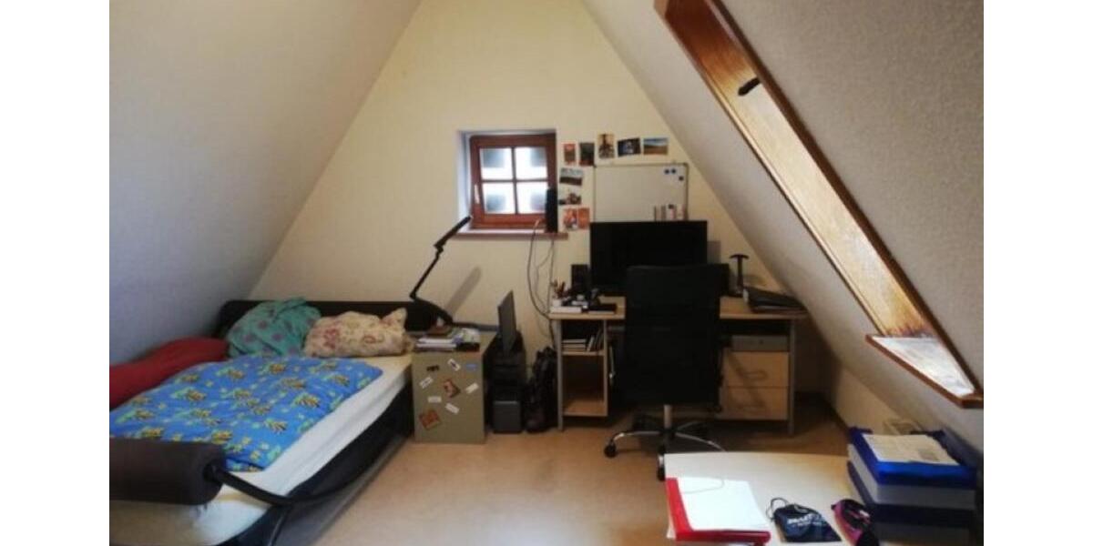 Etagenwohnung Marburg - 1 Zimmer, 20 m&sup2;, 200&euro; | Angebot:25807223