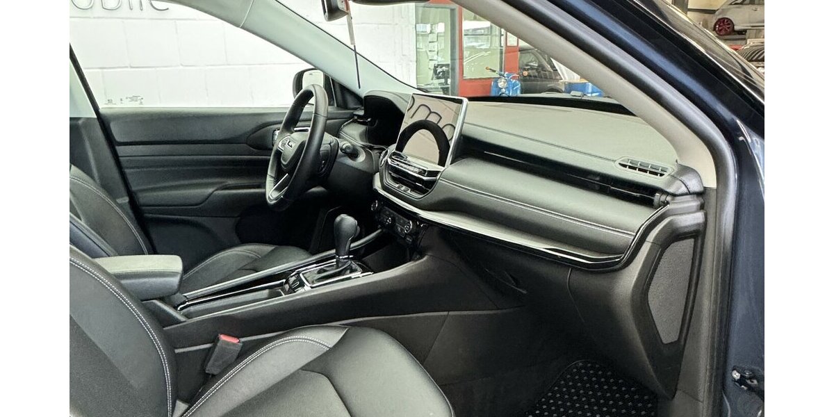 Jeep Compass 1.5L S Mild-Hybrid 48V FWD LED 360 Cam 31.150 km 22.880 &euro; Lich 35423