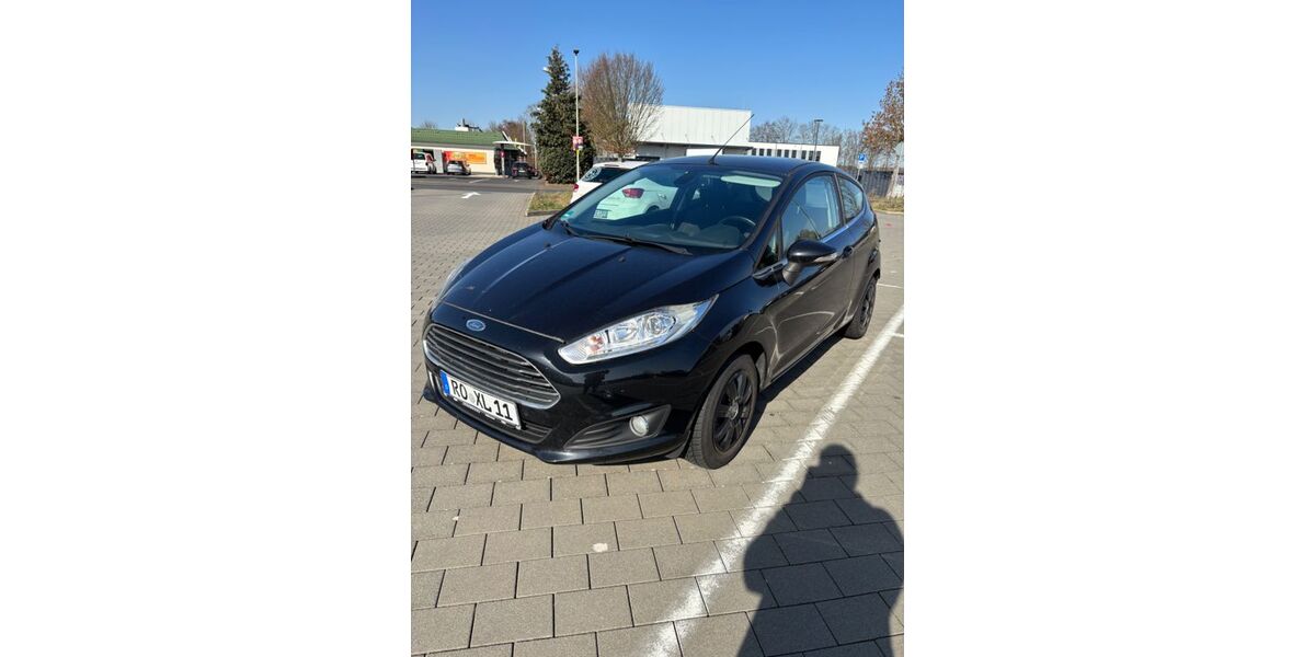 Ford Fiesta 139.474 km 3.750 &euro; Hungen 35410