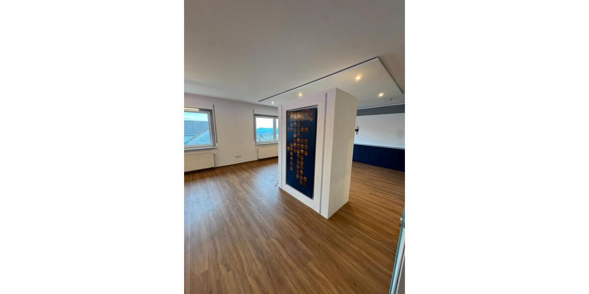 Etagenwohnung Gladenbach - 2 Zimmer, 81 m&sup2;, 820&euro; | Angebot:26664719