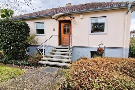 Haus Echzell - 5 Zimmer, 150 m&sup2;, 1.250&euro; | Angebot:26448703