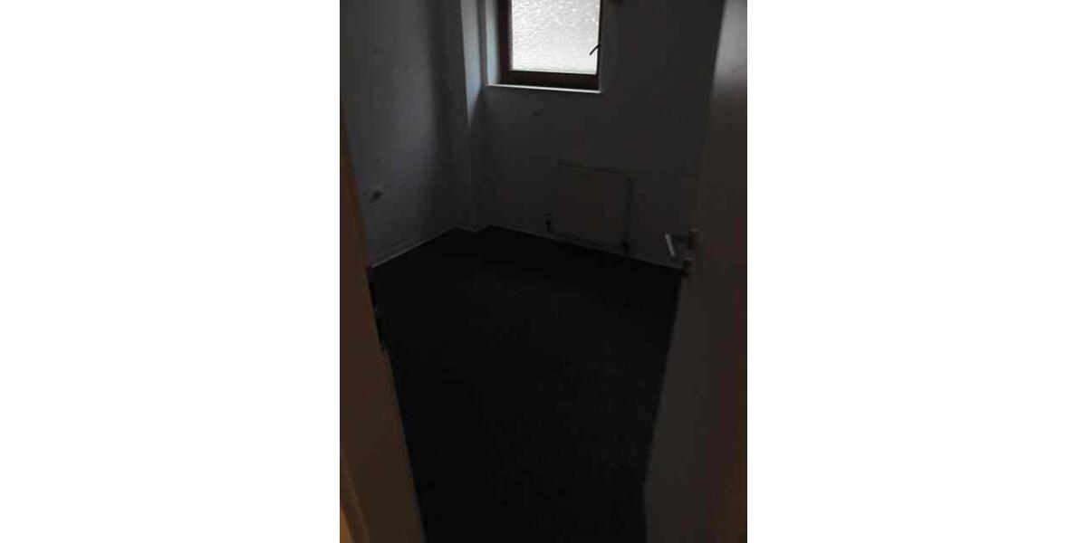 Erdgeschoßwohnung Waldsolms - 5 Zimmer, 65 m&sup2;, 178.000&euro; | Angebot:25284218