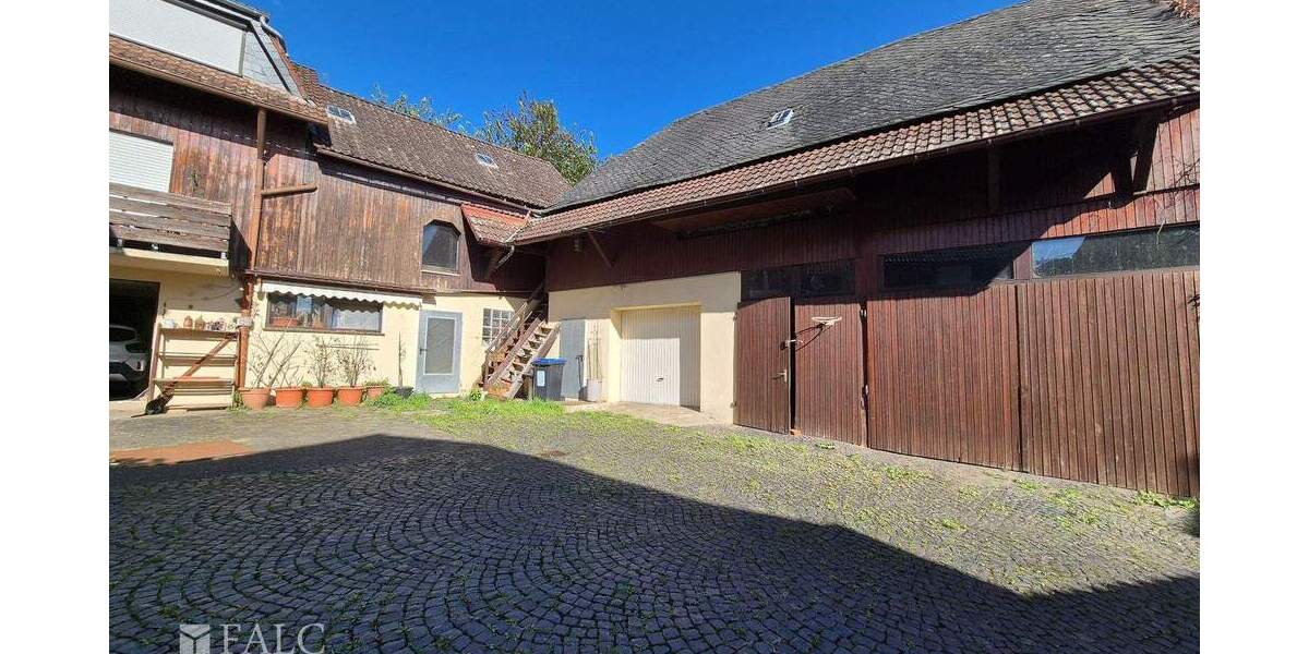 Mehrfamilienhaus, Wohnhaus Grävenwiesbach Hundstadt - 8 Zimmer, 230 m&sup2;, 340.000&euro; | Angebot:25776084