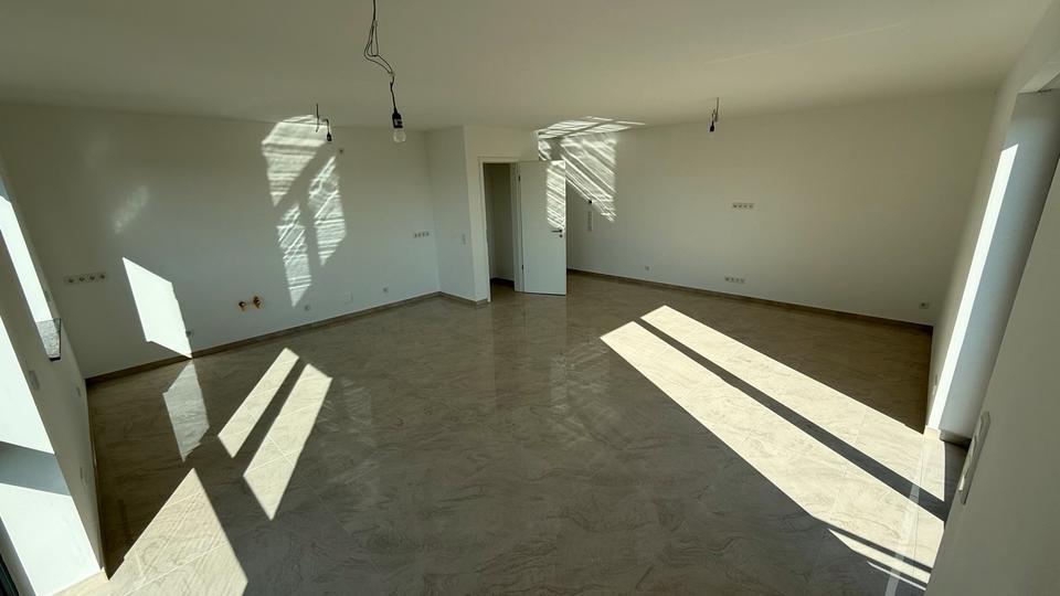 Etagenwohnung Butzbach - 3 Zimmer, 95 m&sup2;, 1.290&euro; | Angebot:25814280