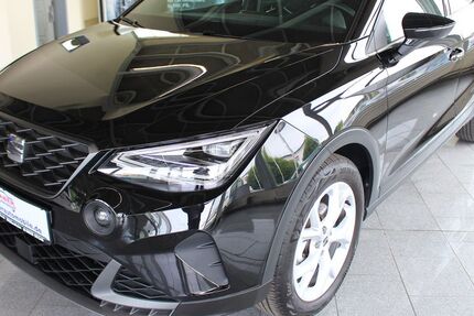 Seat Arona 11.006 km 16.220 &euro; Wölfersheim 61200