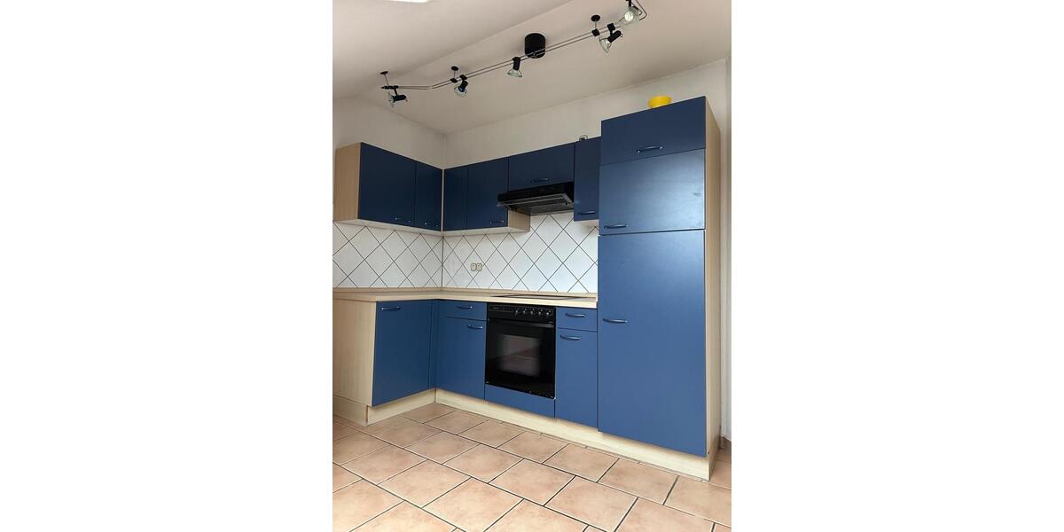 Dachgeschoßwohnung Buseck - 3 Zimmer, 100 m&sup2;, 1.200&euro; | Angebot:25894892