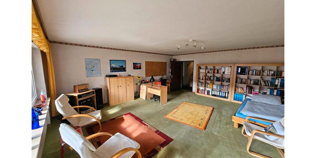 Reihenhaus Langgöns - 11 Zimmer, 200 m&sup2;, 450.000&euro; | Angebot:26578048