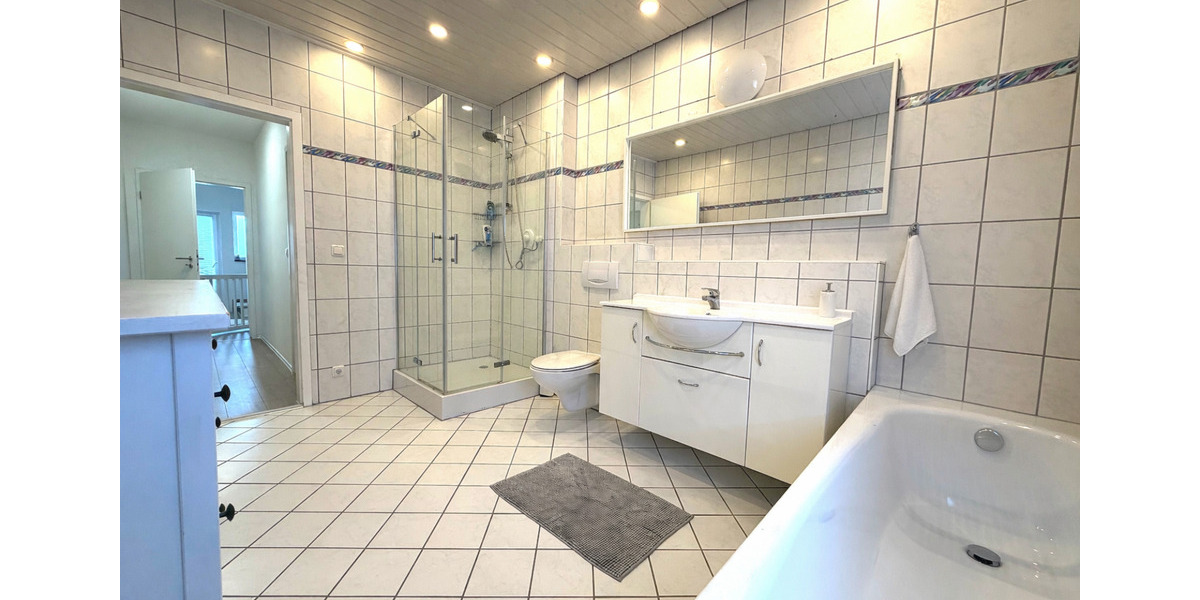 Reihenhaus Grävenwiesbach - 6 Zimmer, 199 m&sup2;, 399.999&euro; | Angebot:25137791