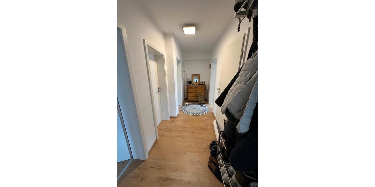 Erdgeschoßwohnung Lich - 3 Zimmer, 88 m&sup2;, 950&euro; | Angebot:25098036