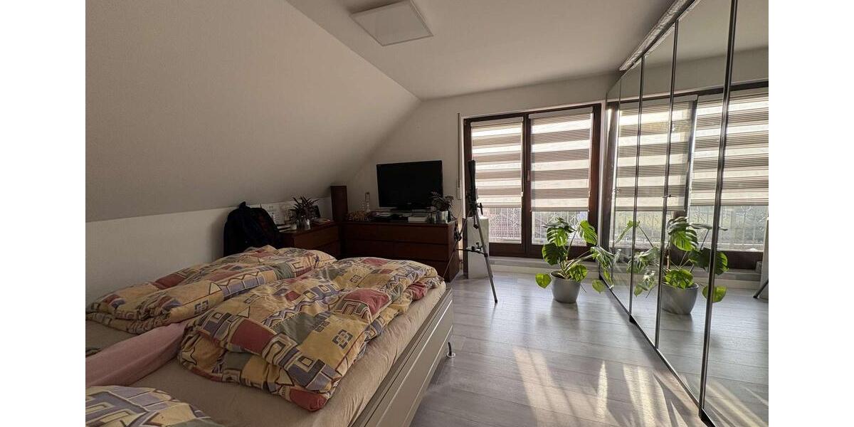 Einfamilienhaus Butzbach - 5 Zimmer, 141 m&sup2;, 1.790&euro; | Angebot:25099077