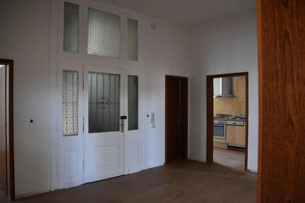 Wohnung Friedberg (Hessen) - 4.5 Zimmer, 140 m&sup2;, 1.350&euro; | Angebot:24923006