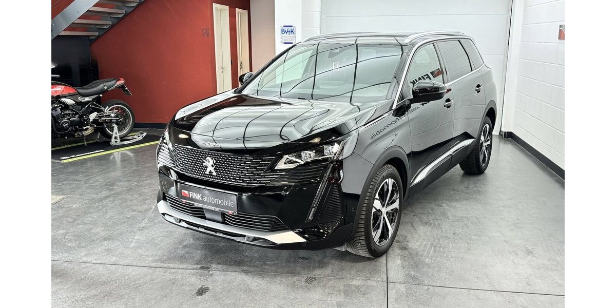 Peugeot 5008 GT 130 Black Edition EAT8 Panoramadach 17.300 km 25.920 &euro; Lich 35423