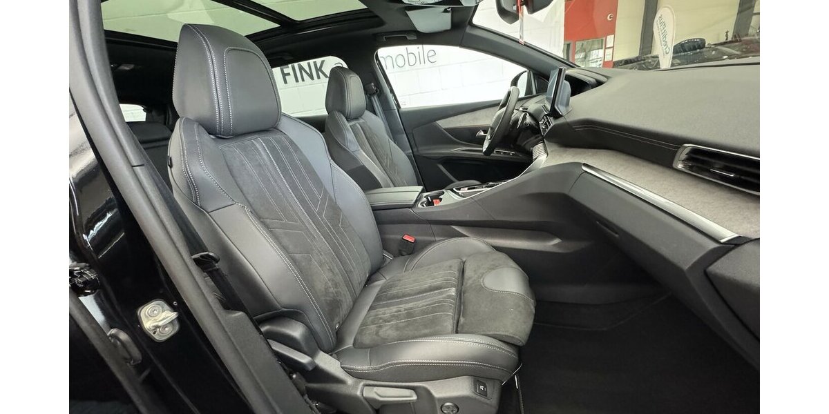 Peugeot 3008 Blue HDi 130 GT 1.Hand Black Edition 9.990 km 25.180 &euro; Lich 35423