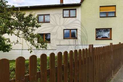 Haus Usingen - 8 Zimmer, 210 m&sup2;, 300.000&euro; | Angebot:24601398