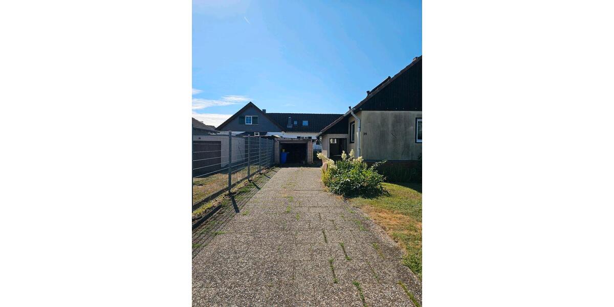 Einfamilienhaus Wölfersheim - 4 Zimmer, 153 m&sup2;, 375.000&euro; | Angebot:27004752