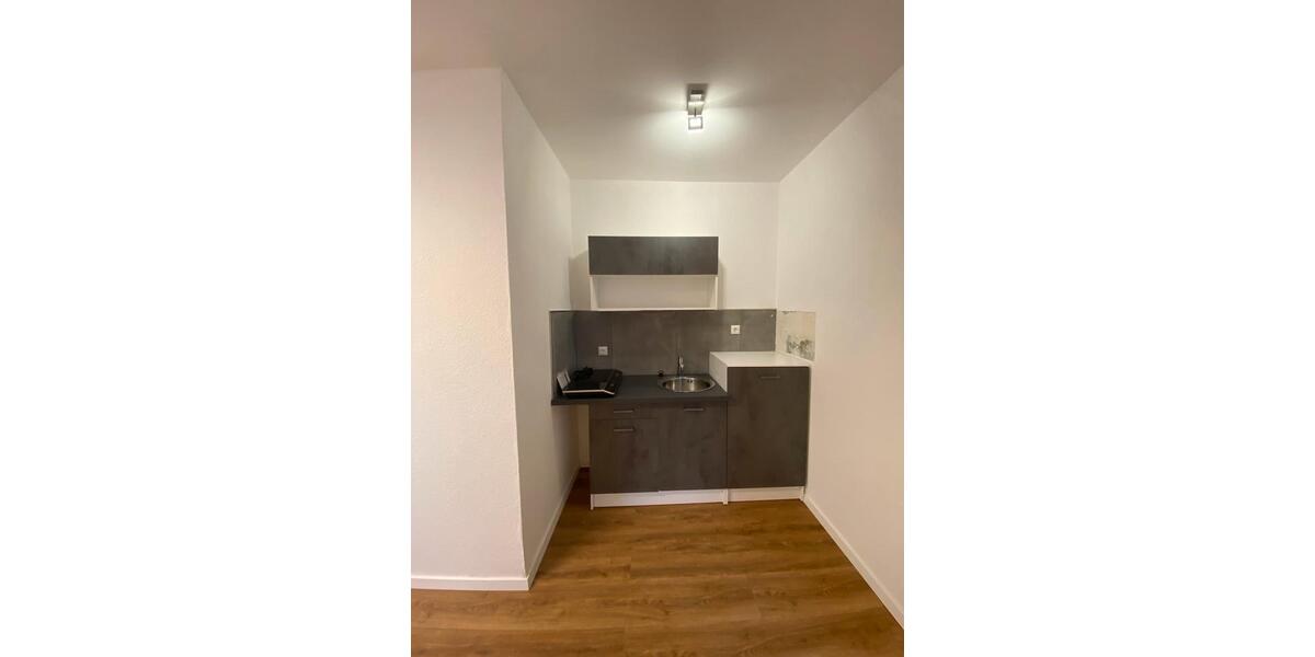 Etagenwohnung Gießen Wieseck - 1 Zimmer, 20 m&sup2;, 505&euro; | Angebot:25960511