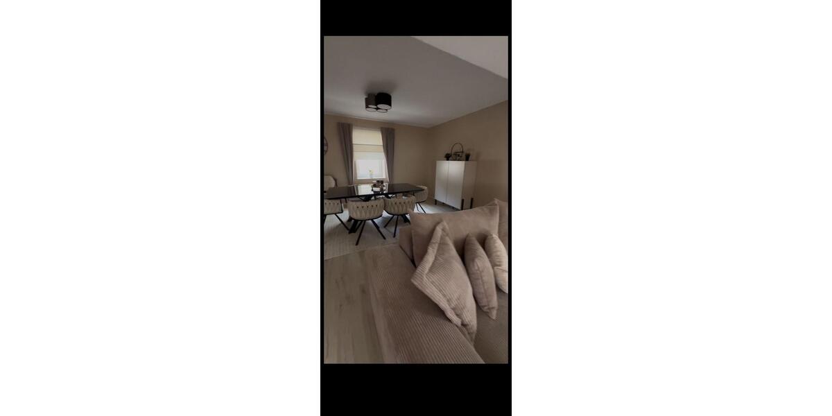 Etagenwohnung Herborn - 4 Zimmer, 110 m&sup2;, 999&euro; | Angebot:25943867