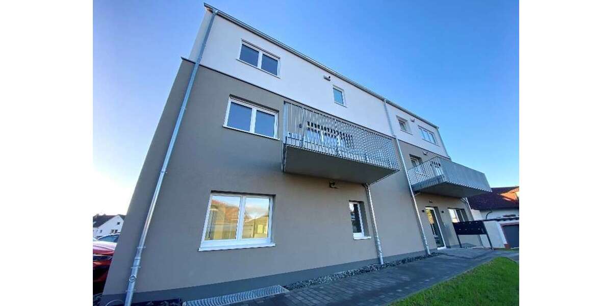 Etagenwohnung Lahnau Dorlar - 3 Zimmer, 83 m&sup2;, 935&euro; | Angebot:24836647