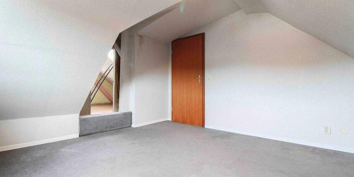 Einfamilienhaus Grävenwiesbach - 6 Zimmer, 349.000&euro; | Angebot:25781878