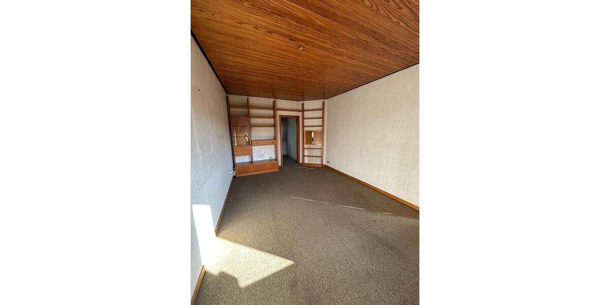 Einfamilienhaus Sinn - 7 Zimmer, 121 m&sup2;, 119.000&euro; | Angebot:25979739