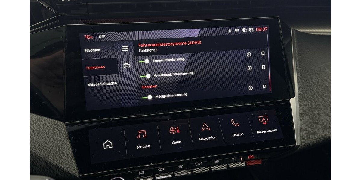 Peugeot 408 GT 130 PureTech EAT8 Focal Panodach 32.000 km 24.970 &euro; Lich 35423