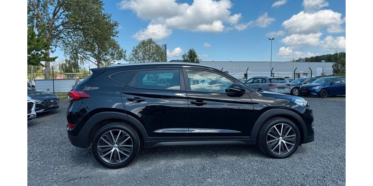Hyundai TUCSON 136.000 km 16.900 &euro; Lollar 35457