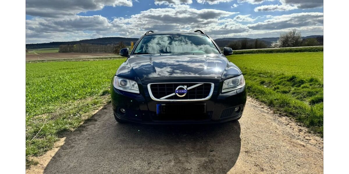 Volvo V70 151.900 km 12.900 &euro; Langgöns 35428