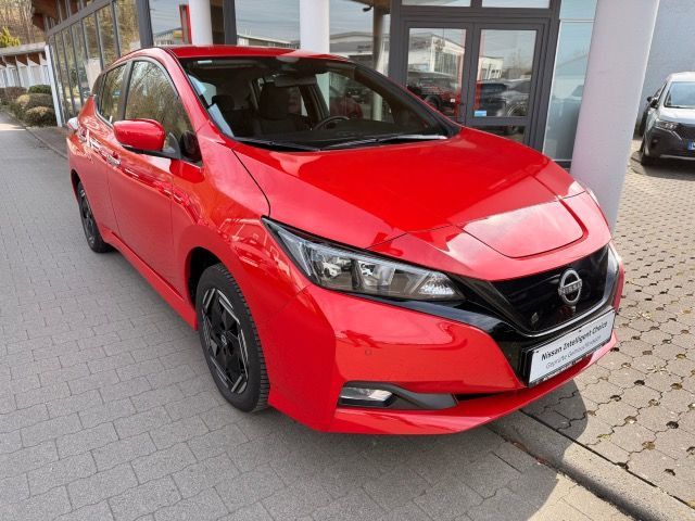 Nissan Leaf 42.609 km 15.450 &euro; Asslar 35614