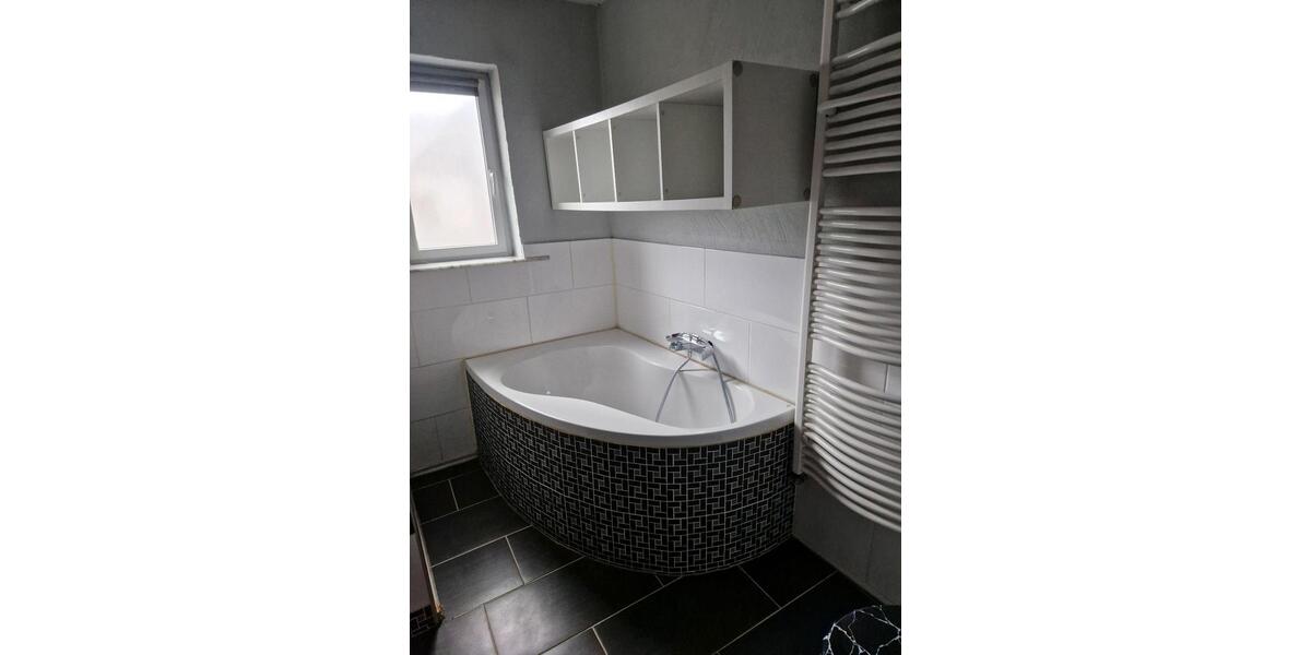 Einfamilienhaus Schöffengrund - 7 Zimmer, 176 m&sup2;, 260.000&euro; | Angebot:25852929